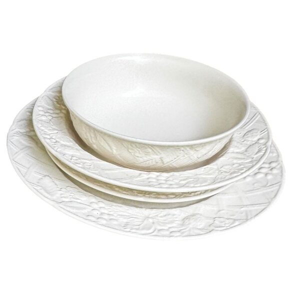 Mikasa English Countryside 4-Piece Place Setting DP900 NOS Plates Bowls Vintage - Picture 1 of 14